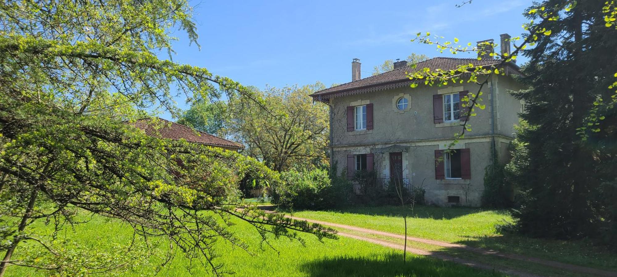 Le Manoir Du Moulin De Madame Bed & Breakfast Villeneuve-sur-Lot Exterior foto