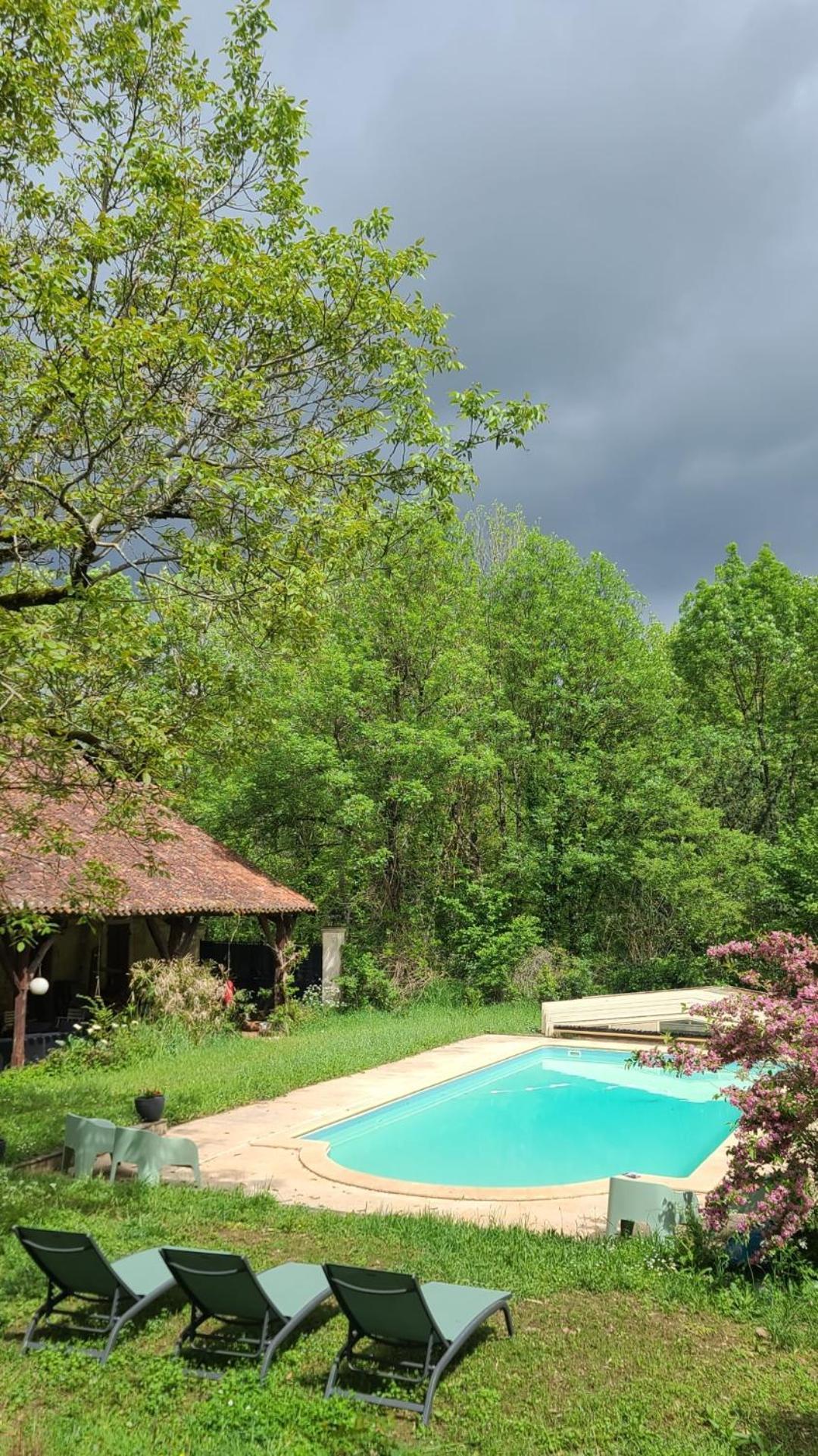 Le Manoir Du Moulin De Madame Bed & Breakfast Villeneuve-sur-Lot Exterior foto