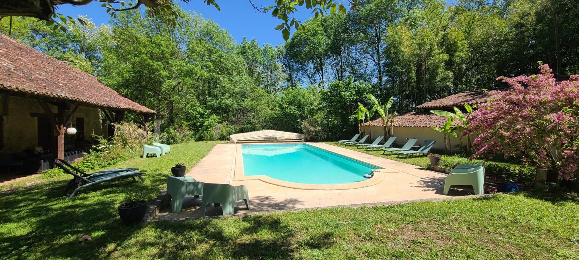 Le Manoir Du Moulin De Madame Bed & Breakfast Villeneuve-sur-Lot Exterior foto
